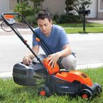 Cortador-de-Grama-28-Litros-1200-Watts-200-Volts-32cm-com-Coletor---GR1000-B2---BLACK---DECKER