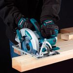 Serra-Circular-com-Tecnologia-Magnesio-185mm-1800-Watts-220-Volts---5007MG---MAKITA--1-
