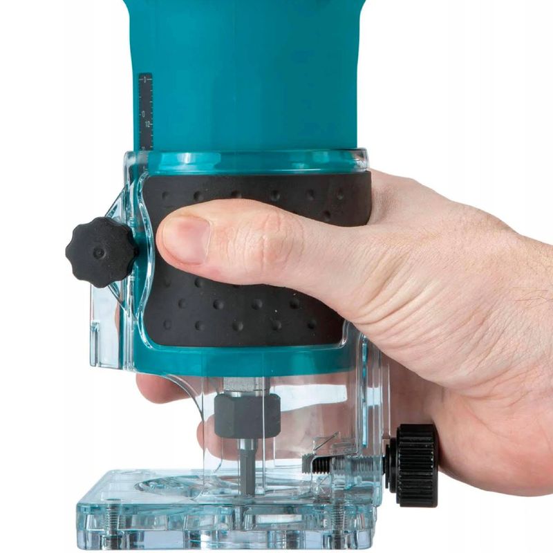 Tupia-Manual-Dupla-isolacao-1_4---6mm-530-Watts-30.000-RPM---3709---MAKITA--2-