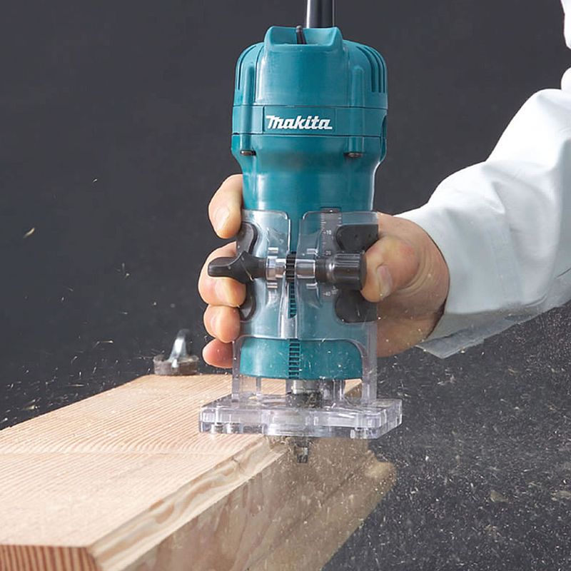 Tupia-Manual-Dupla-isolacao-1_4---6mm-530-Watts-30.000-RPM-220-Volts---3709---MAKITA--2-