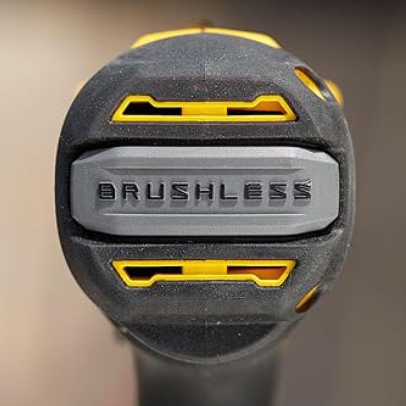 Parafusadeira-e-Furadeira-1_2_-13mm-20-Volts-Brushless-Bivolt-com-2-Baterias---Maleta---SBD710D2K-BR---STANLEY--3-
